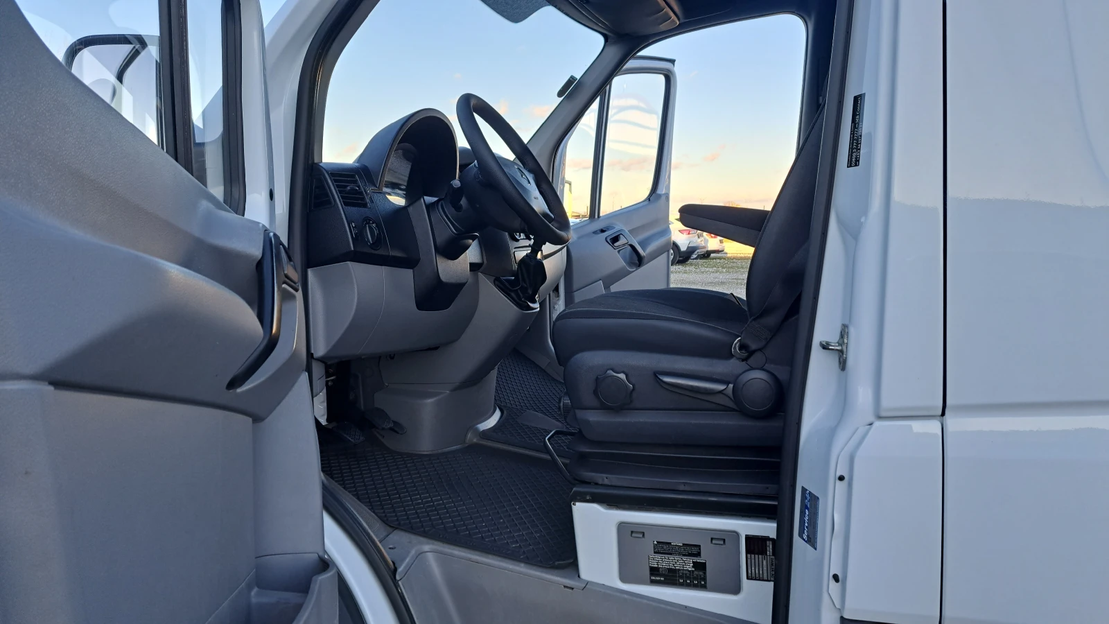 Mercedes-Benz Sprinter 316CDI-163PS/6ск/268000км!/КЛИМАТРОНИК/ - изображение 7