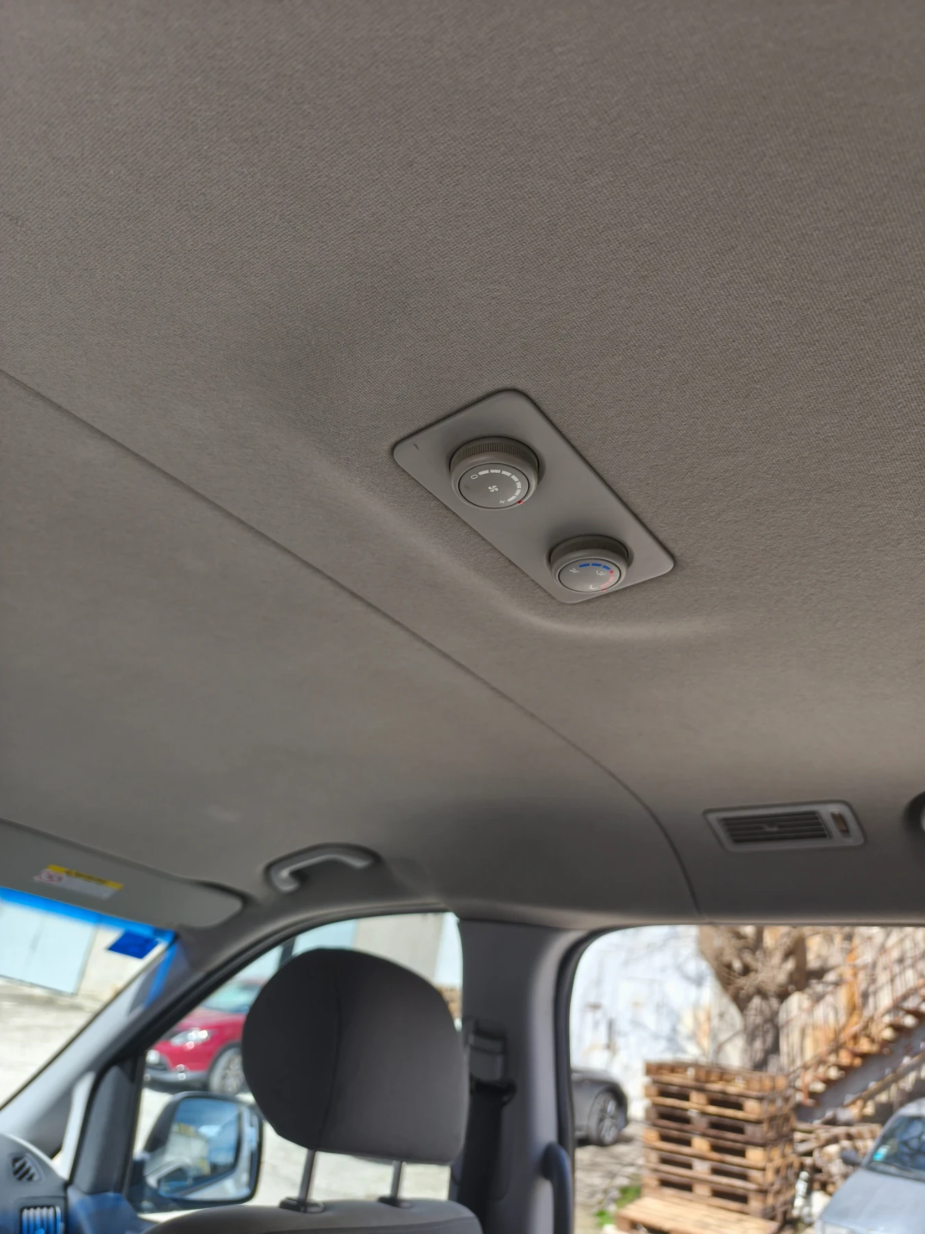 Hyundai H1 Пътнически , снимка 10 - Бусове и автобуси - 54064295