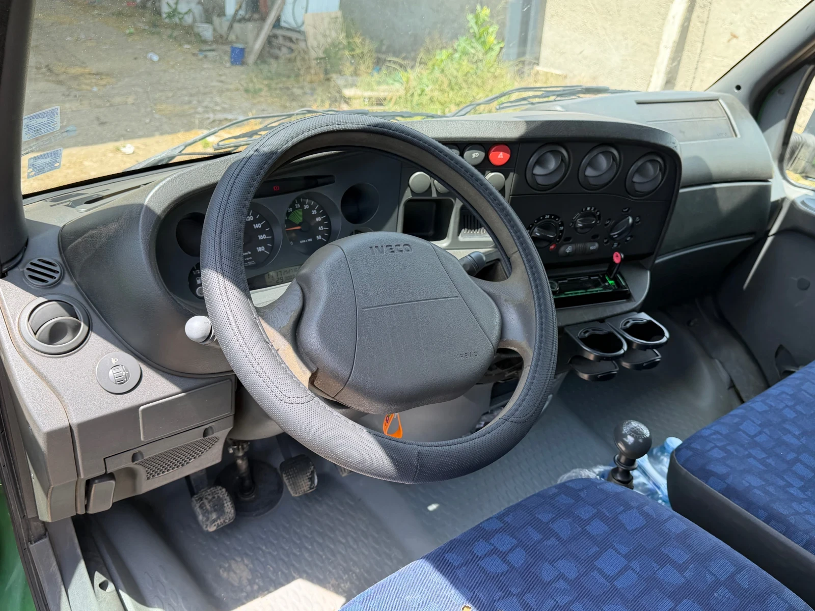 Iveco Daily Бордови 6-метра, снимка 10 - Бусове и автобуси - 56334463