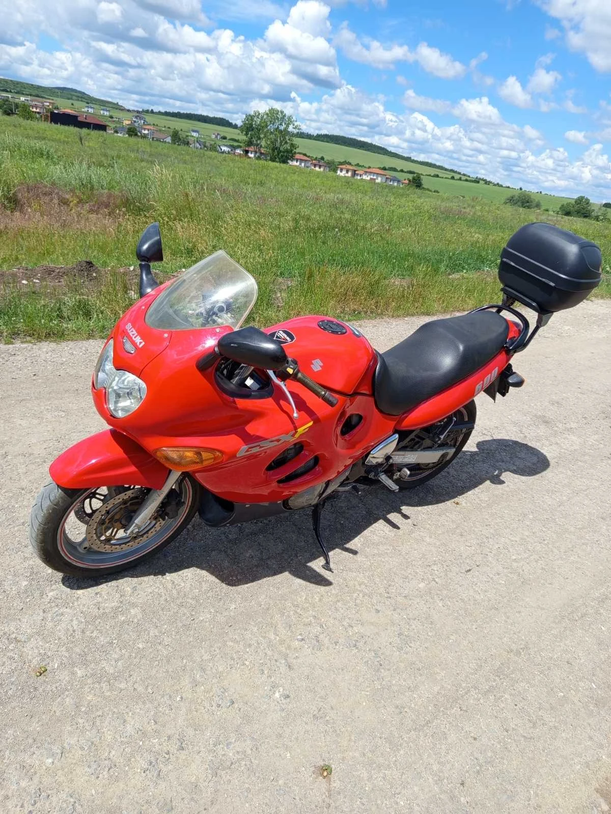 Suzuki Katana