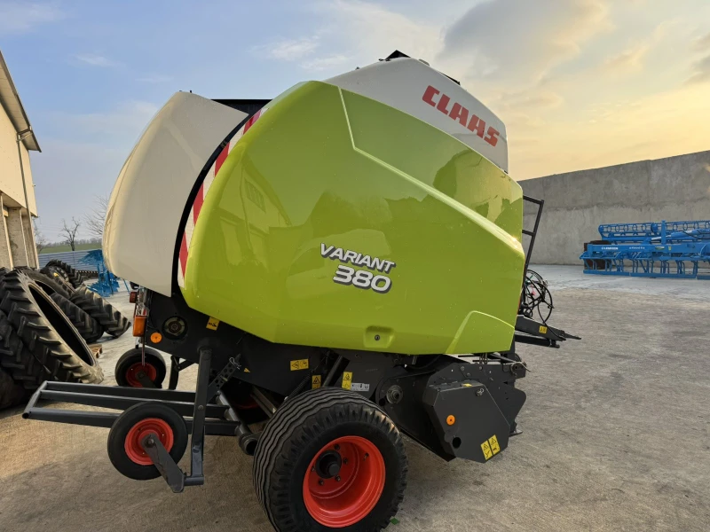 Балировачка Claas VARIANT 380--ЛИЗИНГ до 5 годинини, снимка 3 - Селскостопанска техника - 48769825