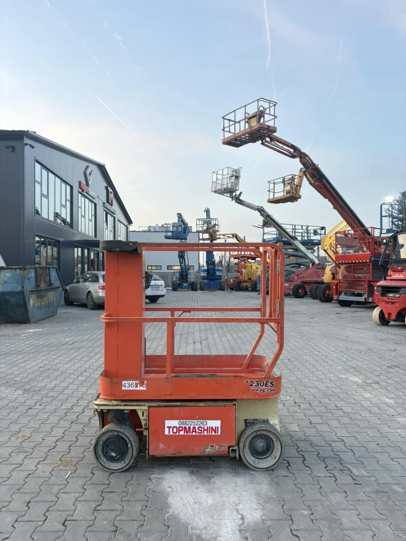 Автовишка Друга марка JLG 1230ES, снимка 4 - Индустриална техника - 52846330