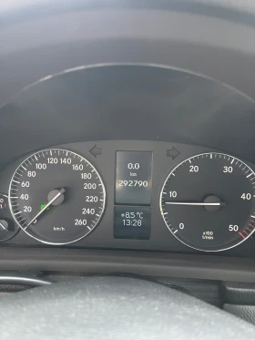 Mercedes-Benz C 200, снимка 8