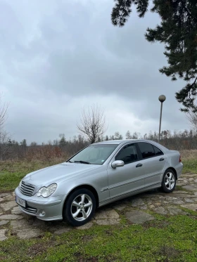 Mercedes-Benz C 200, снимка 2