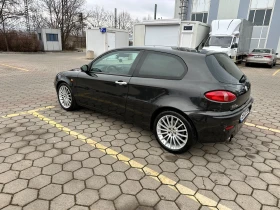 Alfa Romeo 147 1.9 JTD 16v TI, снимка 2