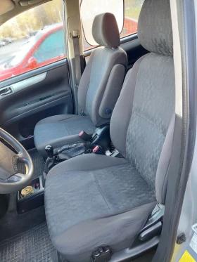 Toyota Avensis verso, снимка 8