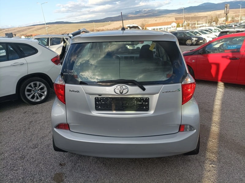 Toyota Verso S 1.4D4D-EURO5B, снимка 6 - Автомобили и джипове - 46355876