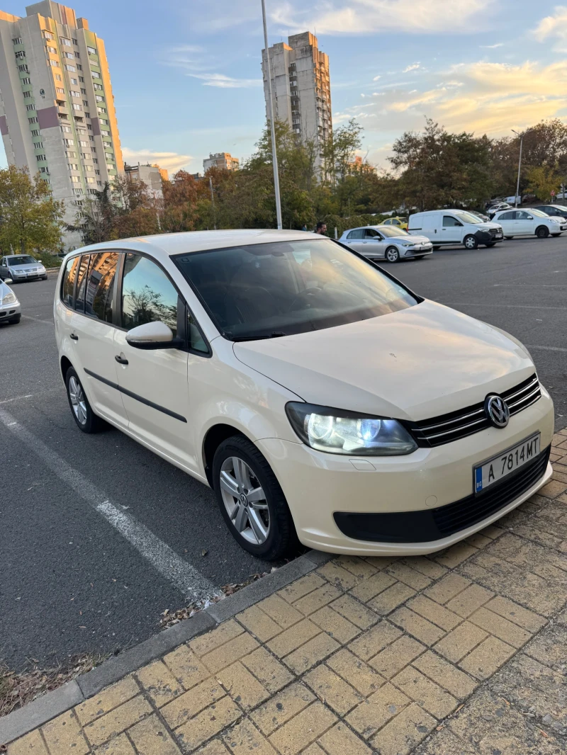 VW Touran, снимка 5 - Автомобили и джипове - 47856680