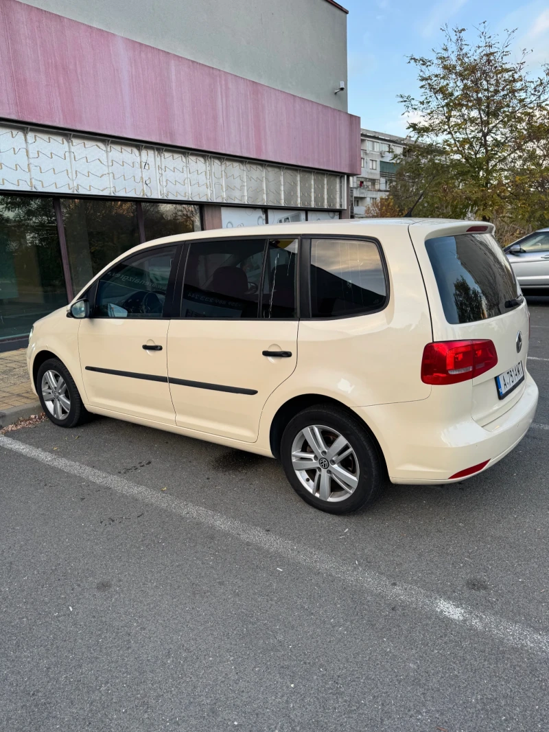 VW Touran, снимка 4 - Автомобили и джипове - 47856680