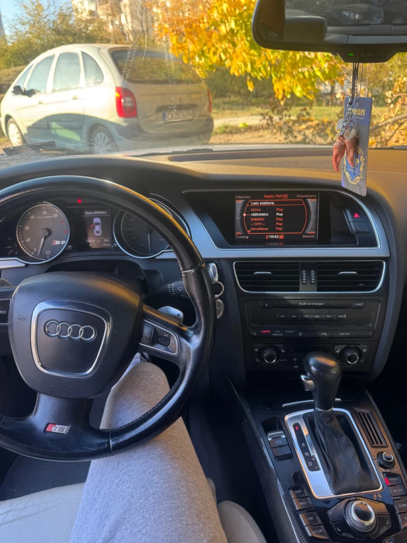 Audi S5 4.2TFSI V8* Панорама* Bang & Olufsen* , снимка 10 - Автомобили и джипове - 47813597