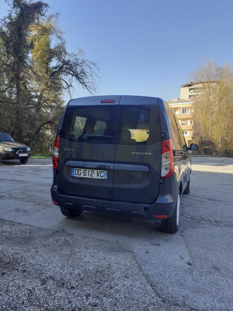 Dacia Dokker, снимка 3 - Автомобили и джипове - 47901358