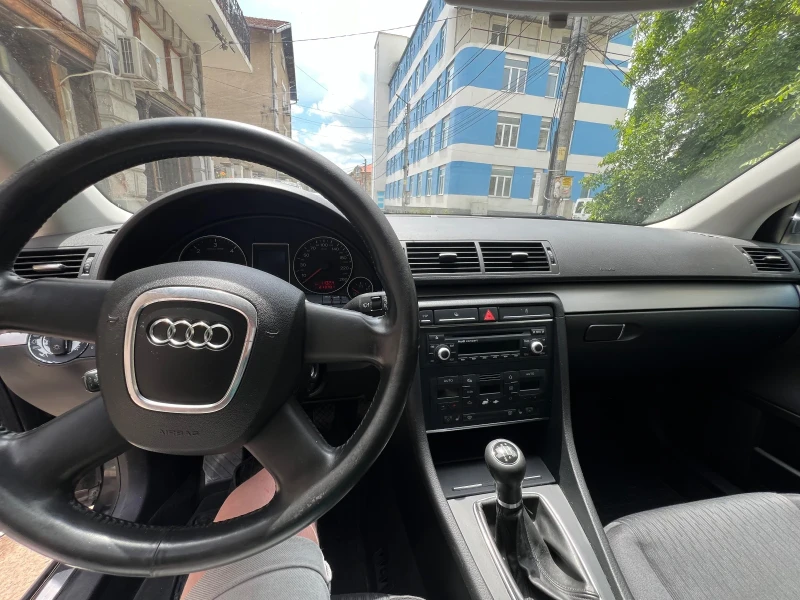 Audi A4 1.9 TDI, снимка 9 - Автомобили и джипове - 47982944