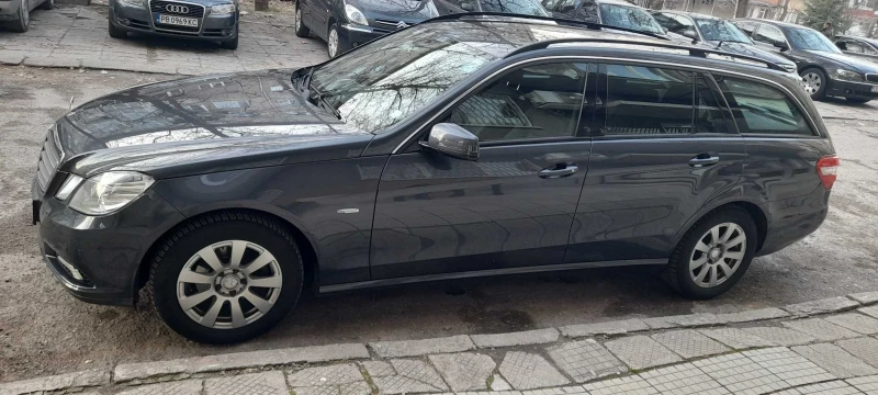 Mercedes-Benz E 200, снимка 4 - Автомобили и джипове - 48040434