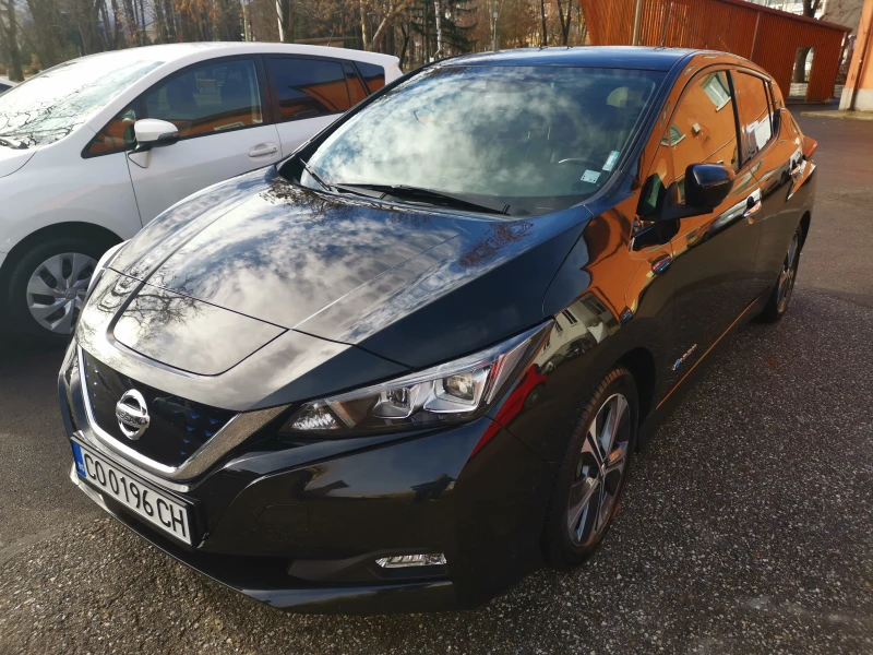 Nissan Leaf  40 Kw, снимка 2 - Автомобили и джипове - 48194590