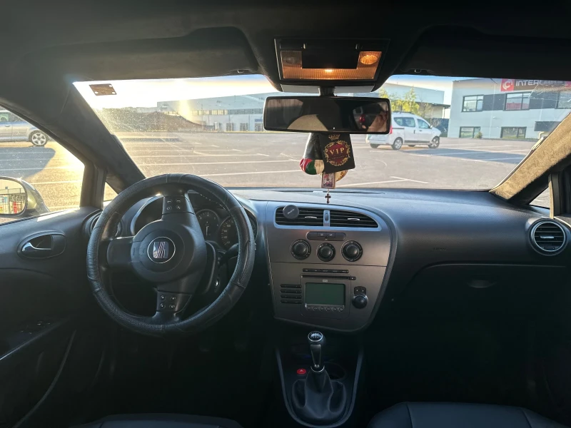 Seat Leon 2.0 TDI ALCANTARA, снимка 6 - Автомобили и джипове - 52636167