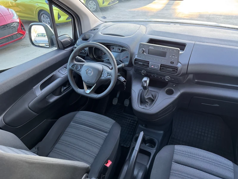 Opel Combo 5+ 1 1.5 ДИЗЕЛ 102кс 1-Ви собственик , снимка 11 - Автомобили и джипове - 49377595