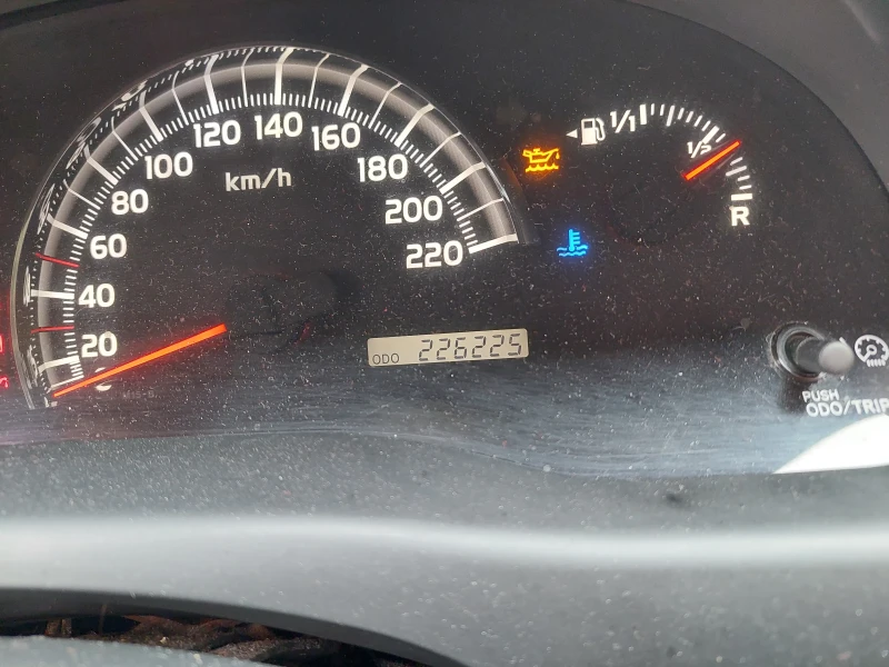 Toyota Avensis verso, снимка 11 - Автомобили и джипове - 52309064