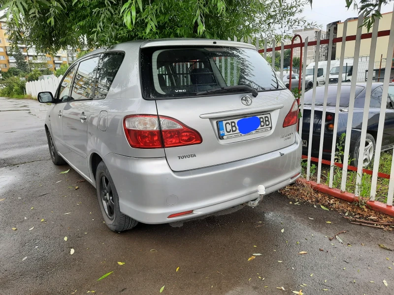 Toyota Avensis verso, снимка 4 - Автомобили и джипове - 52309064