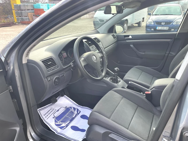 VW Golf 1.6i 102kn GAZ!!!, снимка 9 - Автомобили и джипове - 52636564