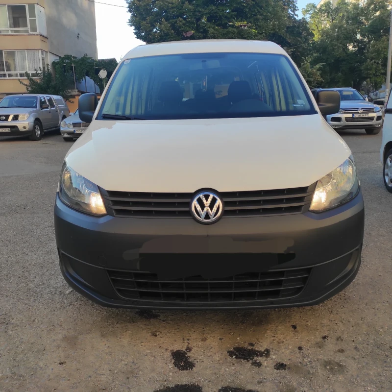 VW Caddy 1.6 TDI, снимка 2 - Автомобили и джипове - 53071573