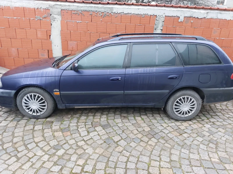 Toyota Avensis Avensis, снимка 2 - Автомобили и джипове - 53419816