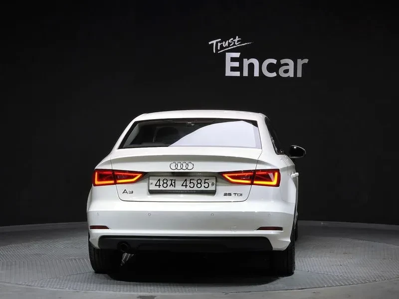 Audi A3 25 Tdi 8V, снимка 4 - Автомобили и джипове - 56112258