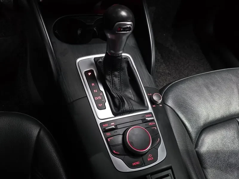Audi A3 25 Tdi 8V, снимка 9 - Автомобили и джипове - 56112258