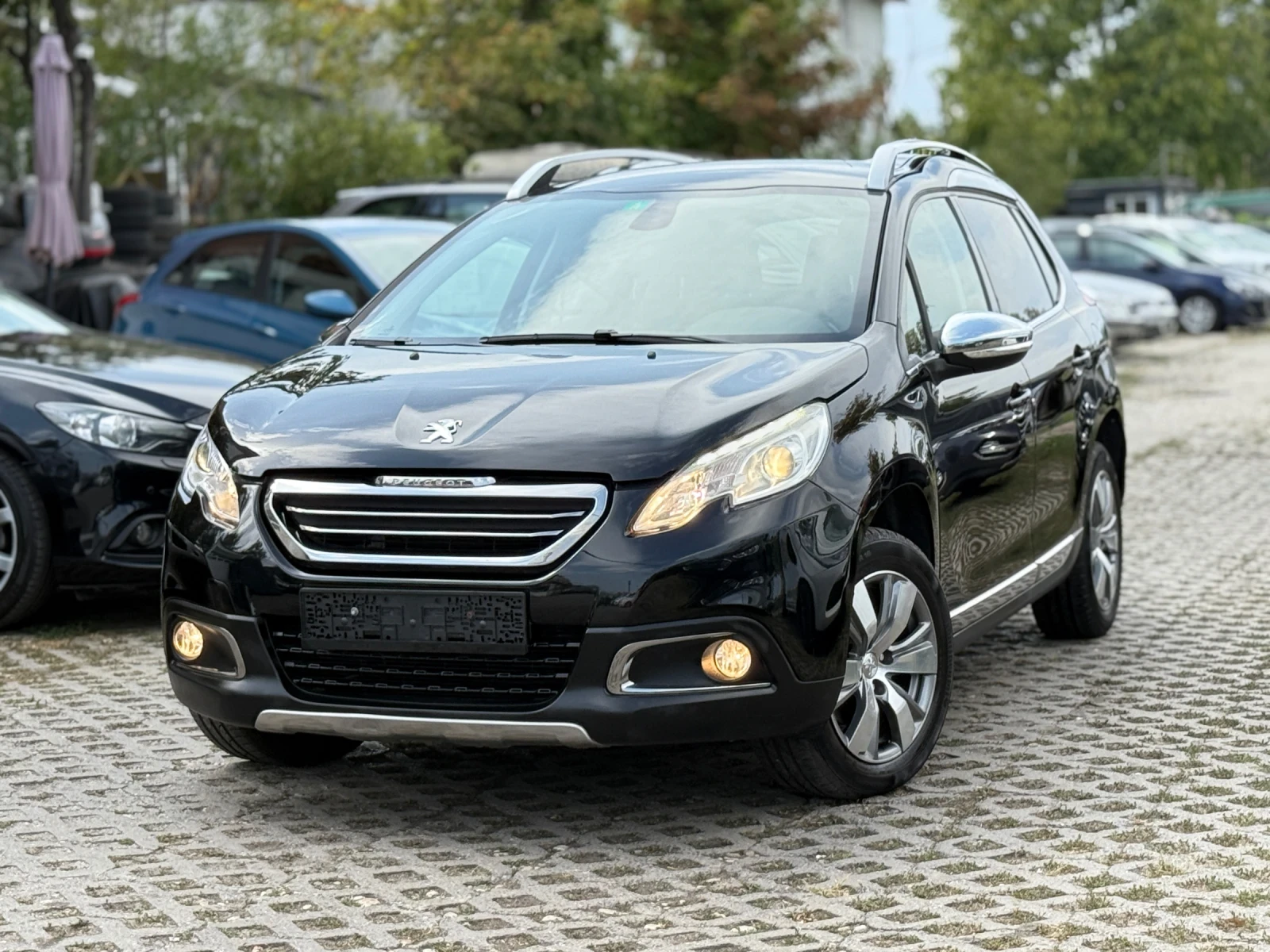 Peugeot 2008 1.6i-120КС РЕАЛЕН ПРОБЕГ 155Х.КМ СЕРВИЗНА ИСТОРИЯ, снимка 1