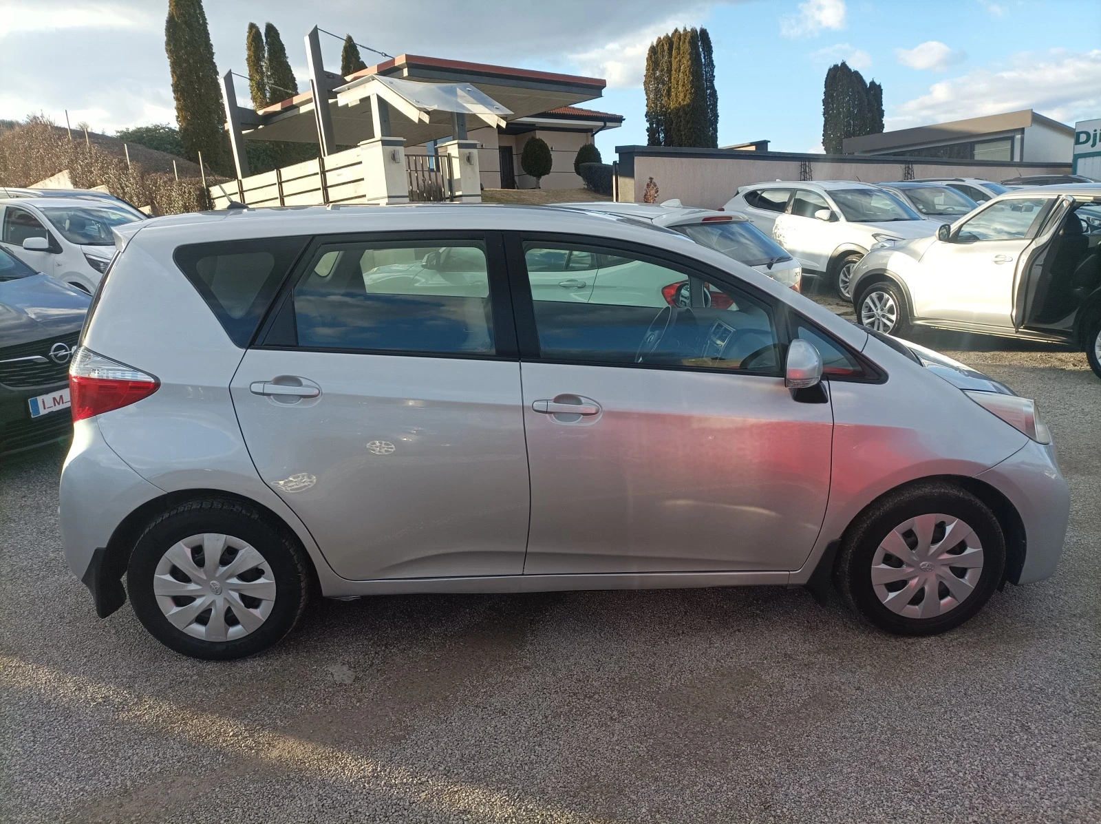 Toyota Verso S 1.4D4D-EURO5B - изображение 4