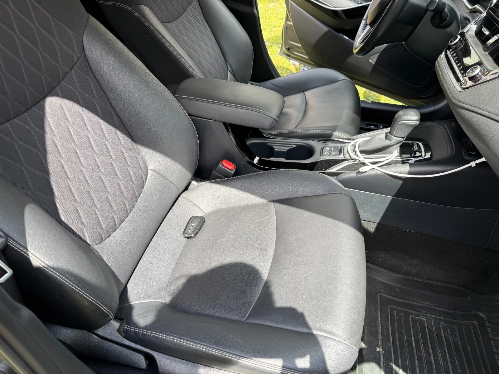 Toyota Corolla Luxury - изображение 10