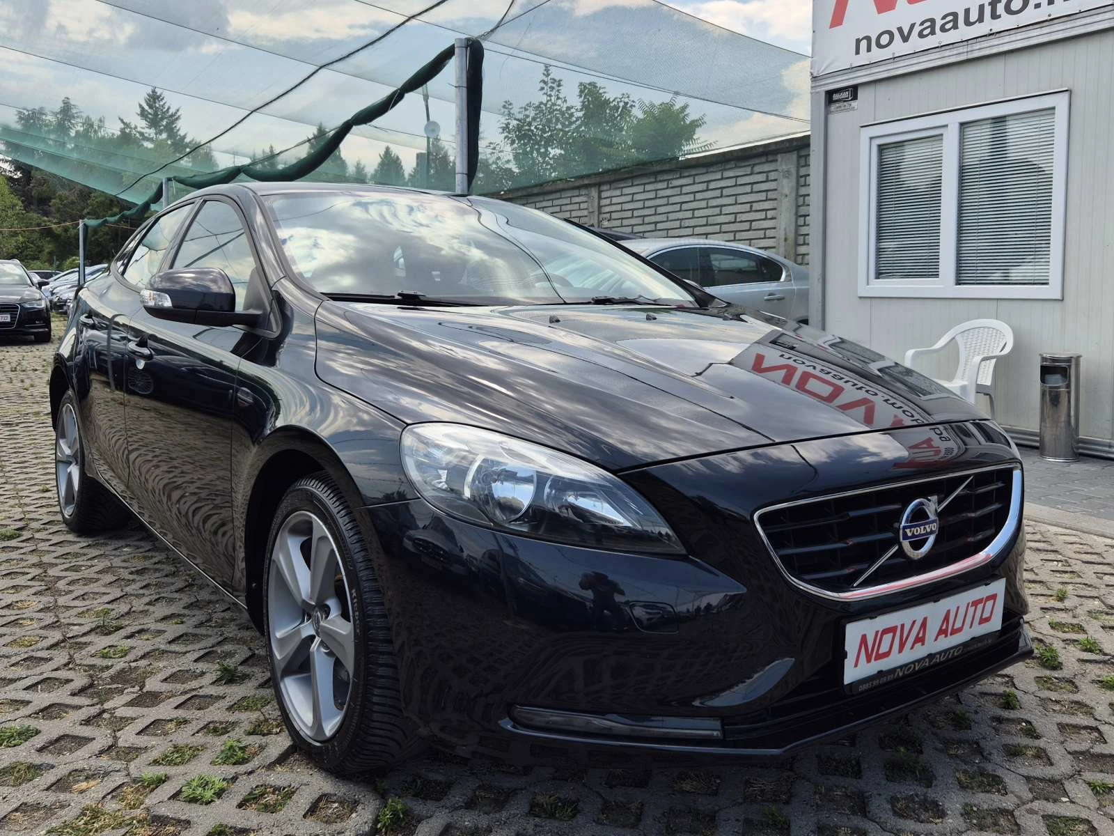 Volvo V40 1.6D - изображение 5