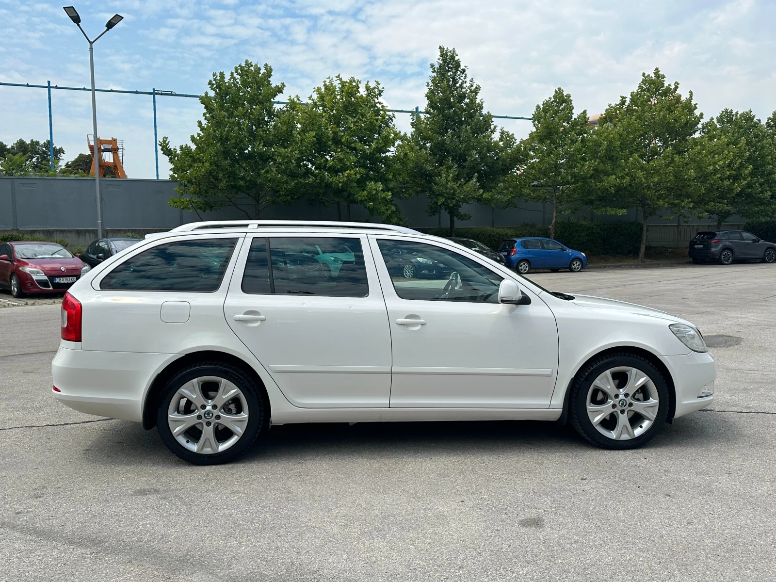 Skoda Octavia 1.6d 105 к.с. - изображение 5