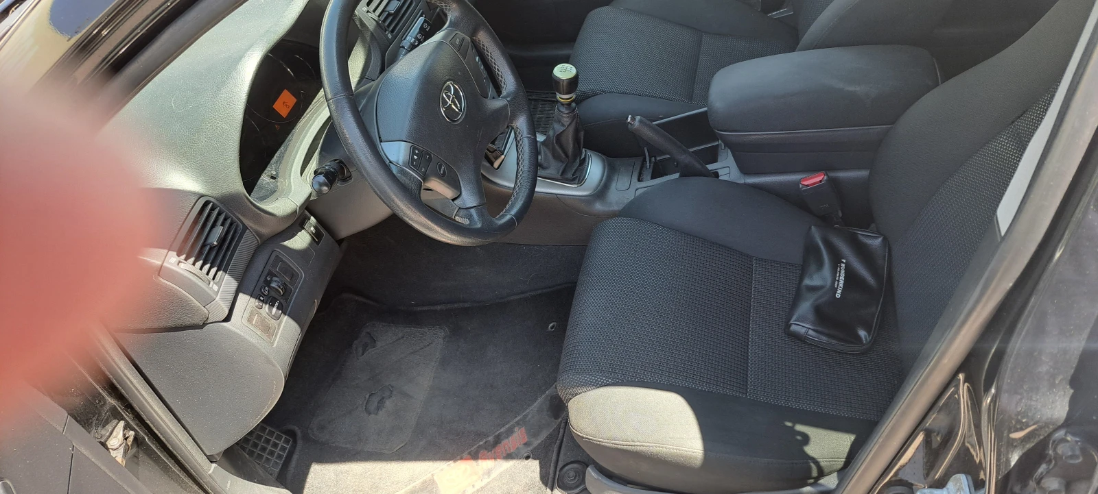 Toyota Avensis  - изображение 4