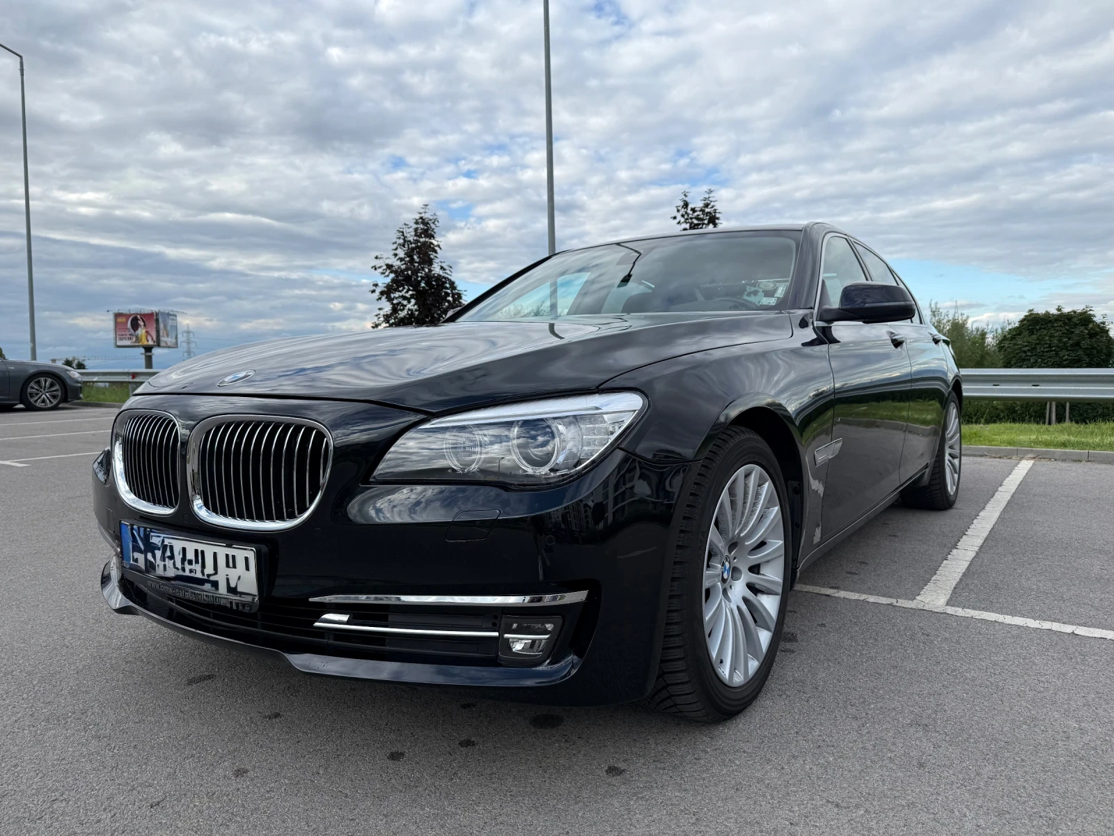BMW 740  - изображение 5