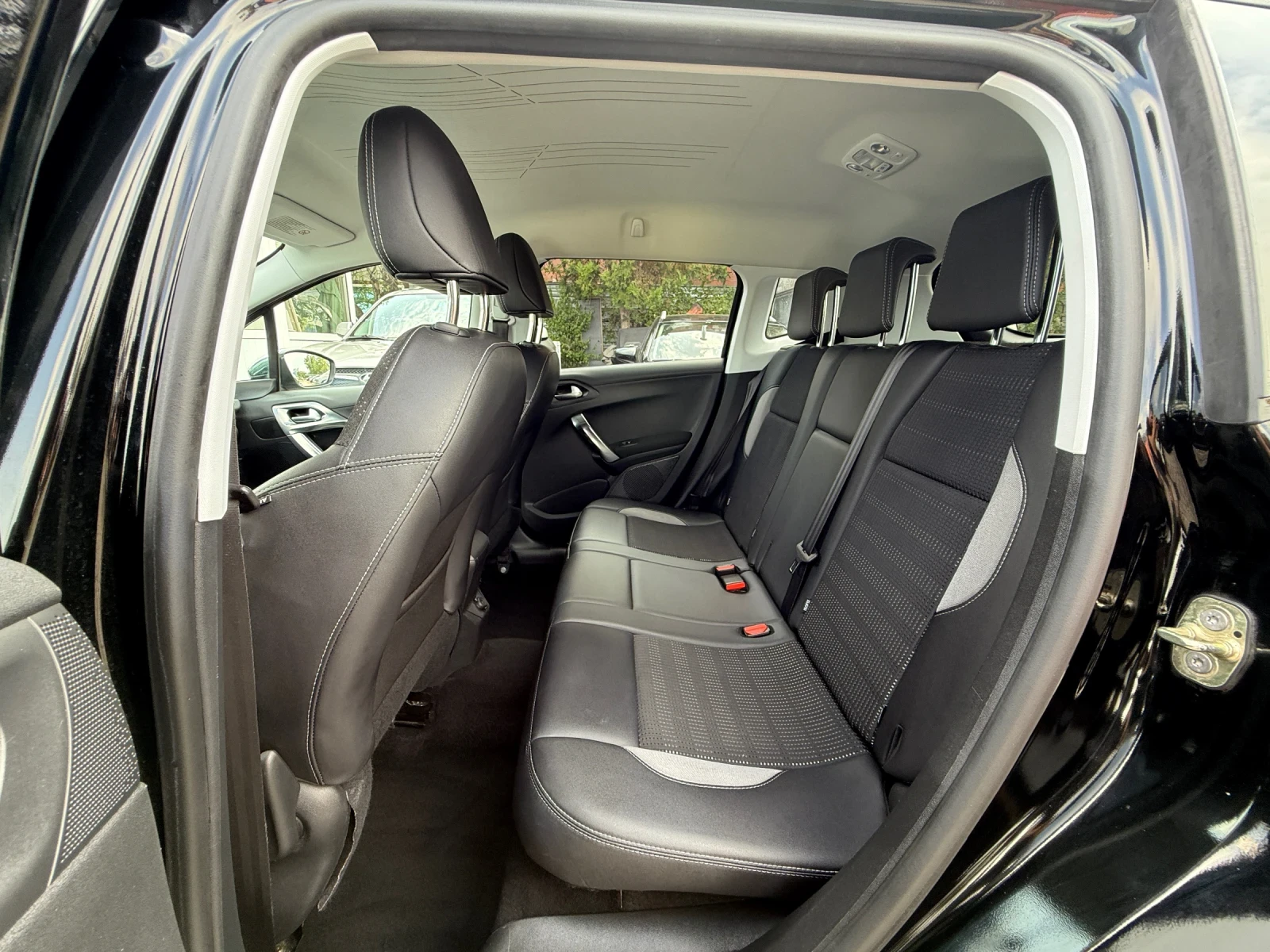 Peugeot 2008 1.6i-120   155.   | Mobile.bg   11