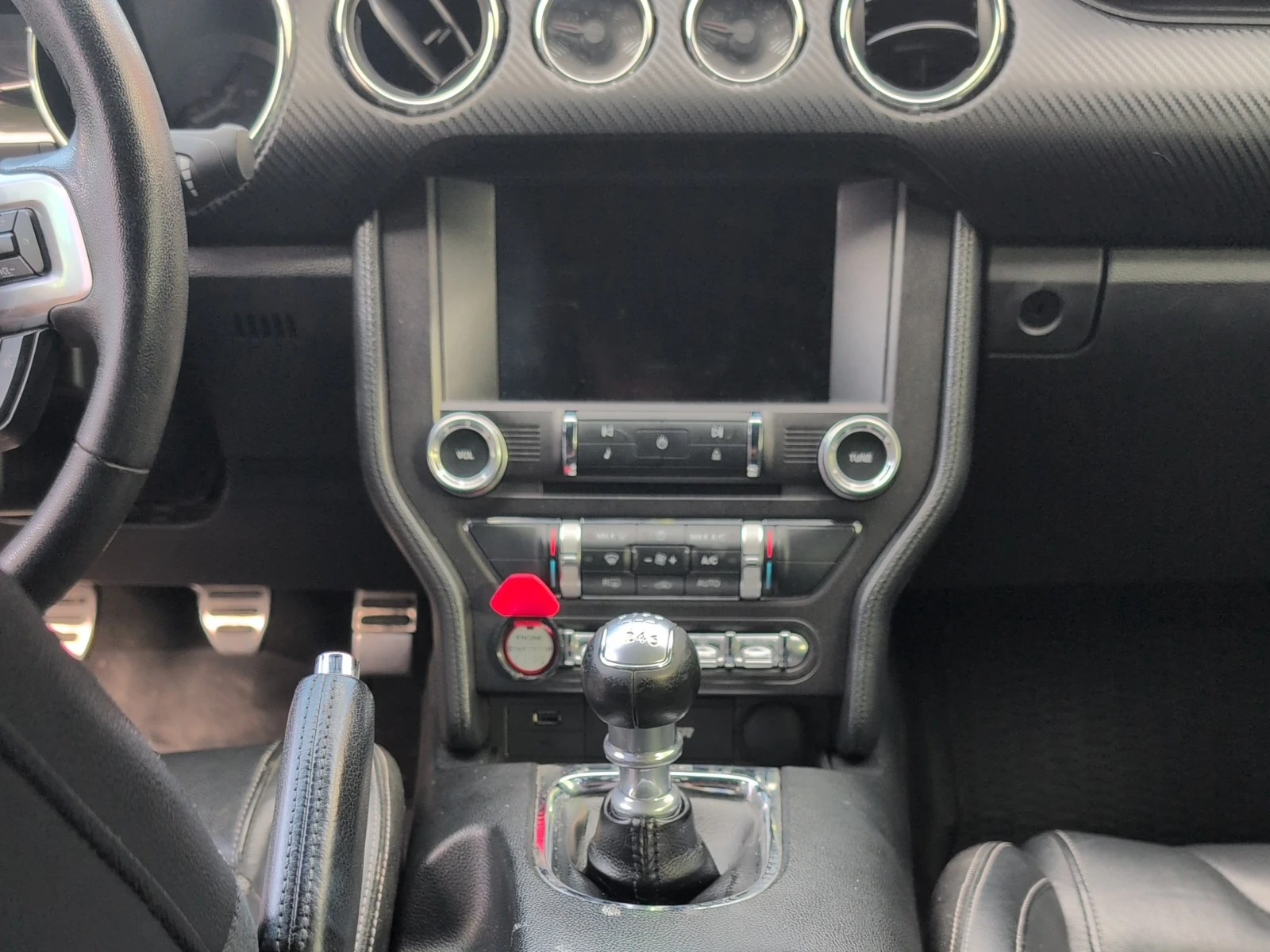 Ford Mustang * * CARFAX* * АВТО КРЕДИТ * *  - изображение 6