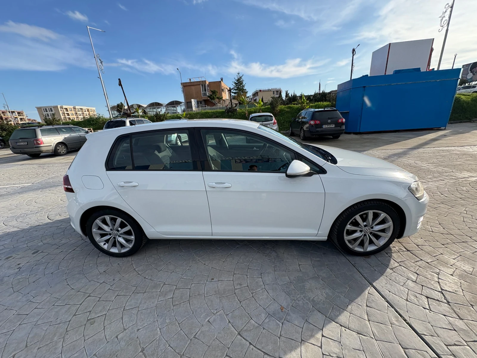 VW Golf 2.0 TDI / BlueMotion  | Mobile.bg   4