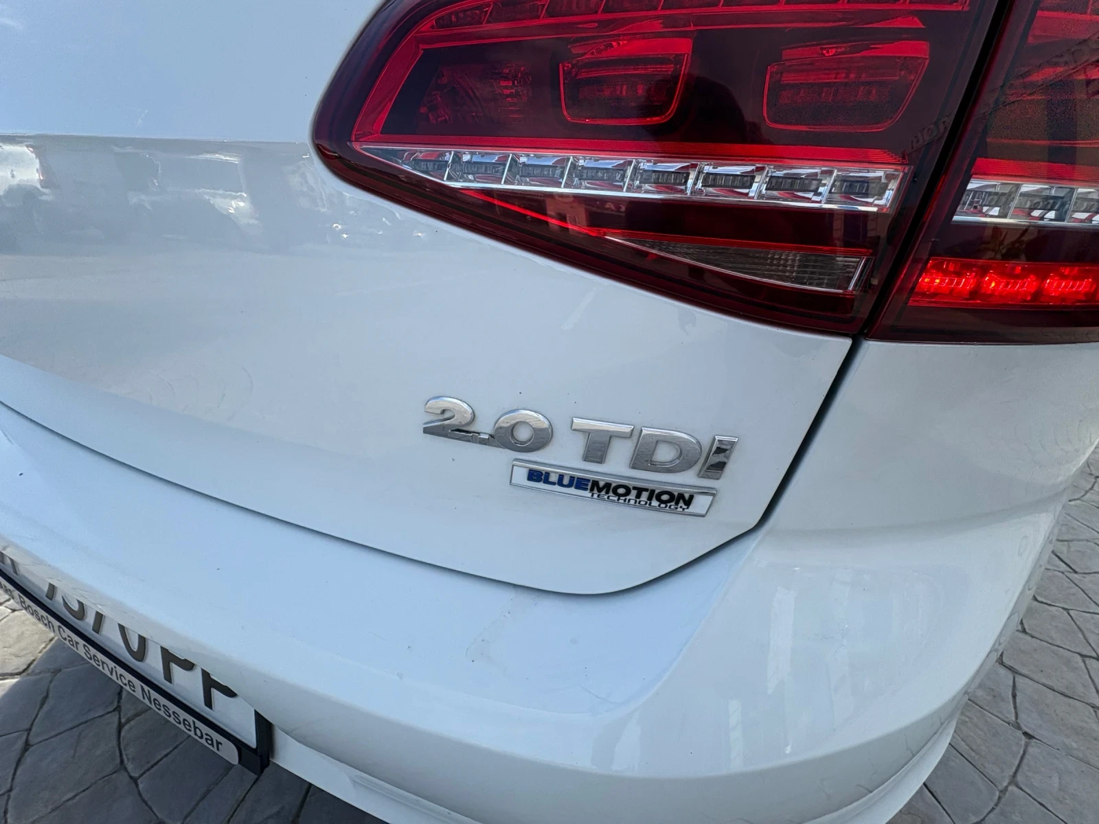 VW Golf 2.0 TDI / BlueMotion  | Mobile.bg   6