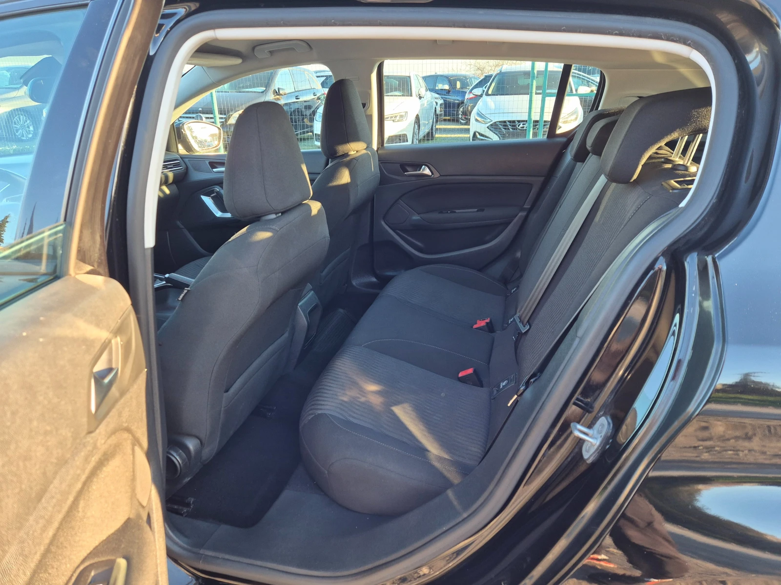 Peugeot 308 1.6HDI 120�� | Mobile.bg � ����������� 12