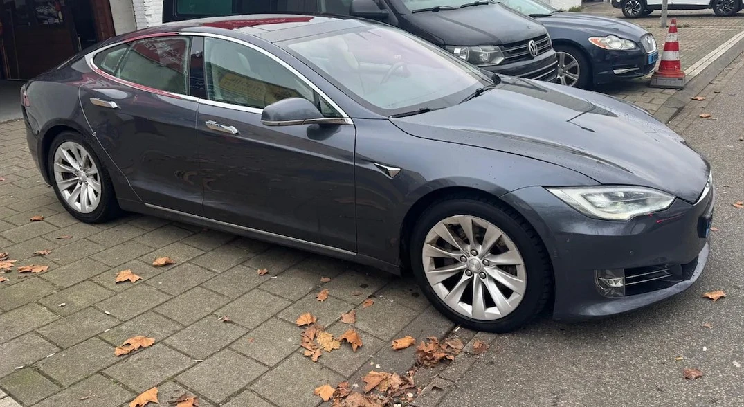 Tesla Model S С75Д с Гаранция, снимка 3 - Автомобили и джипове - 53968224