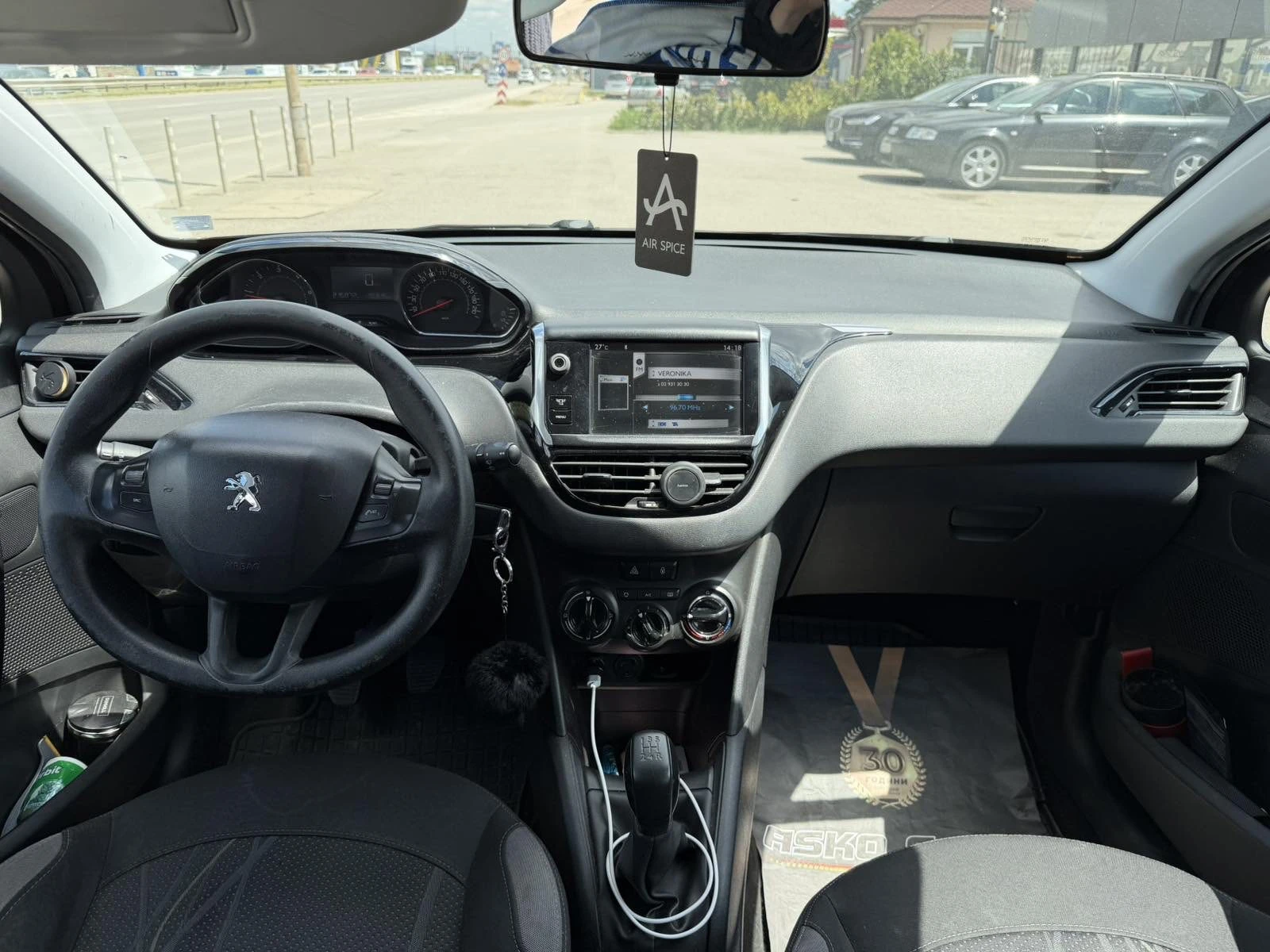 Peugeot 208 1, 2D, снимка 3 - Автомобили и джипове - 54413417