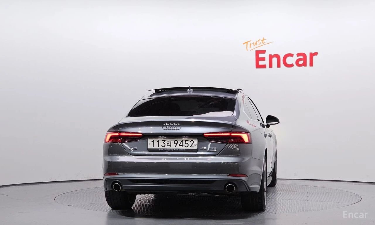 Audi A5 QUATTRO* 45TFSI* HEADUP* 360* КАМЕРИ* SUNROOF* , снимка 4 - Автомобили и джипове - 54619943