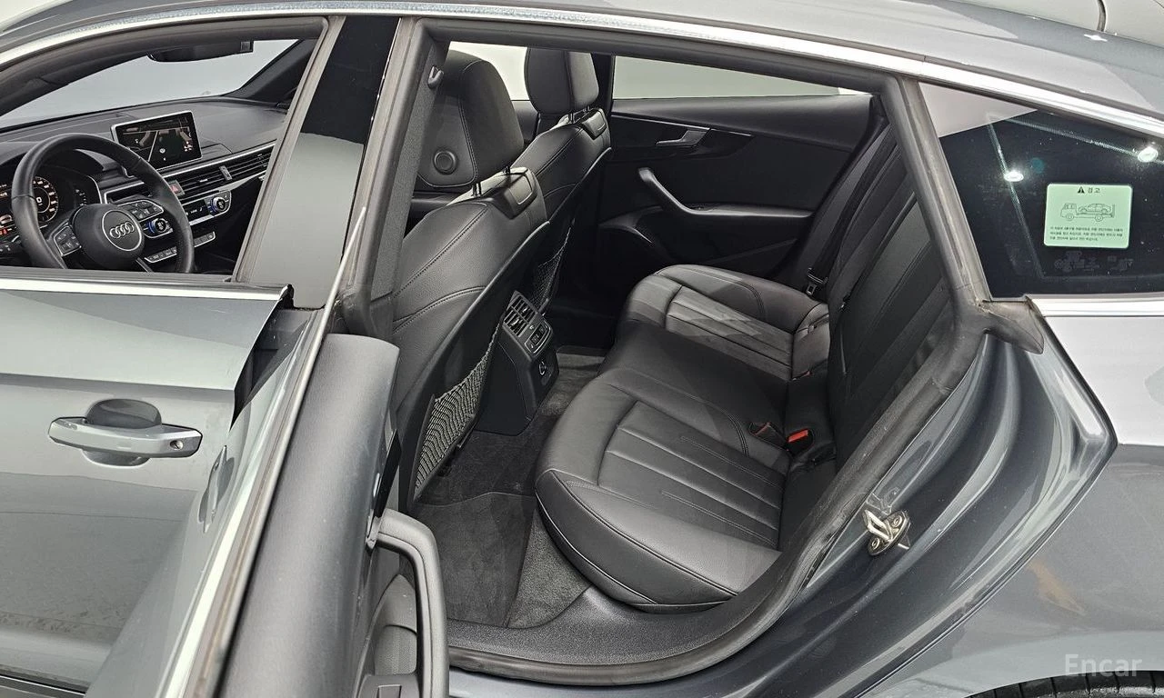 Audi A5 QUATTRO* 45TFSI* HEADUP* 360* КАМЕРИ* SUNROOF* , снимка 11 - Автомобили и джипове - 54619943