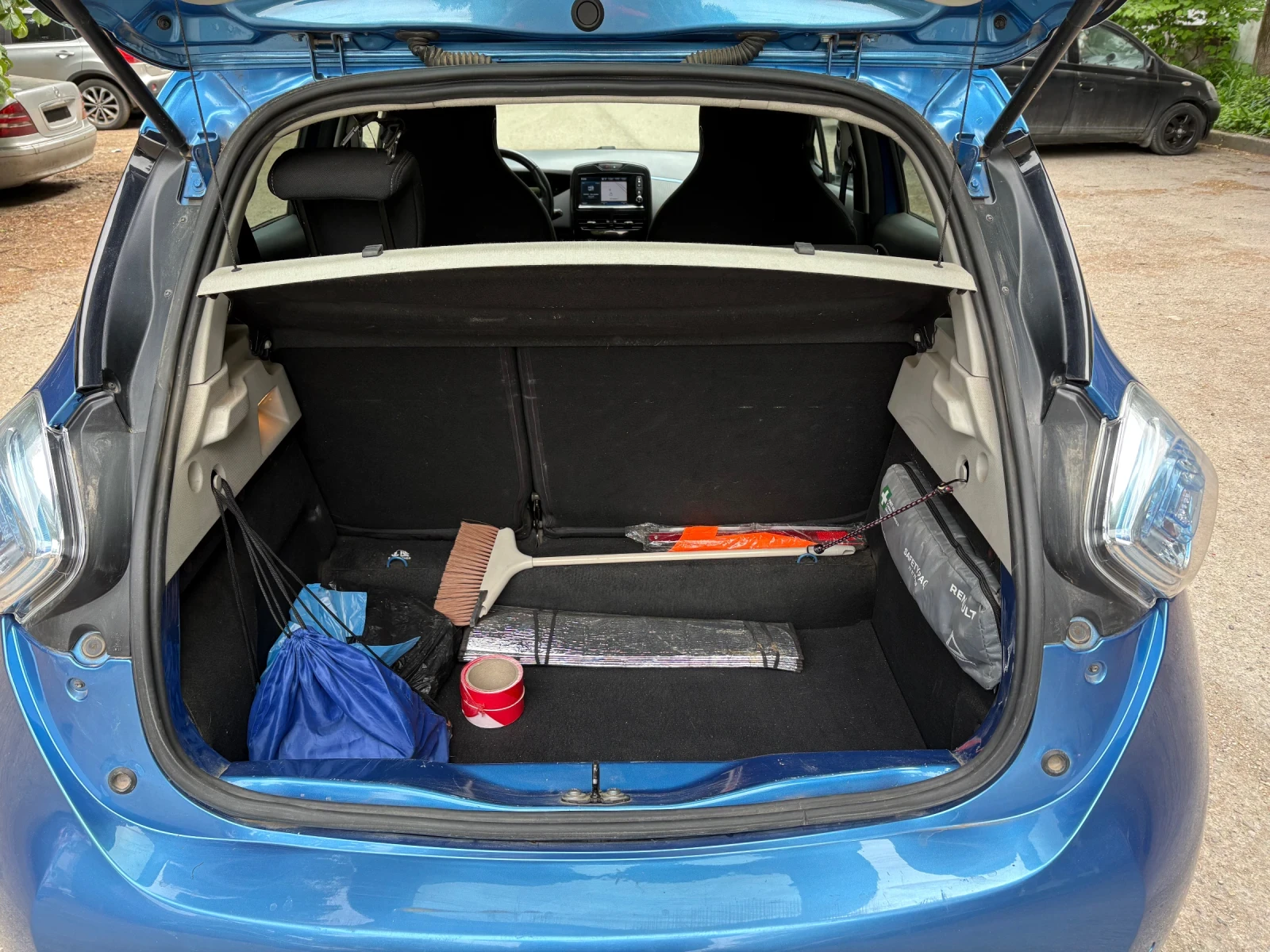 Renault Zoe 41kWh, снимка 7 - Автомобили и джипове - 55022696