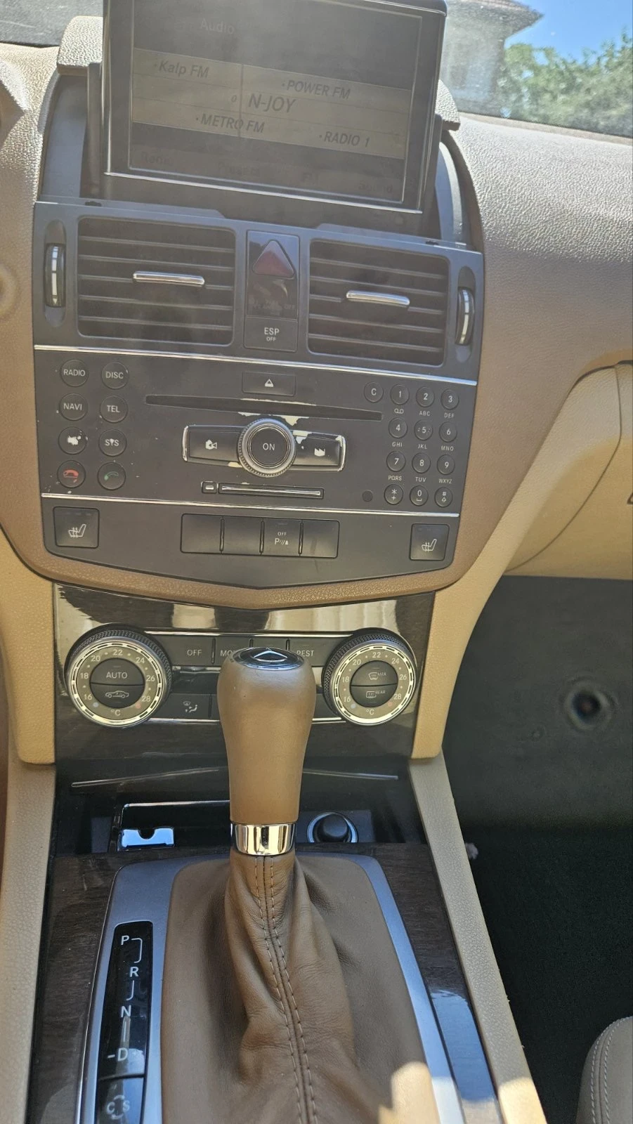Mercedes-Benz C 320 CDI 4 matic, снимка 9 - Автомобили и джипове - 54879736
