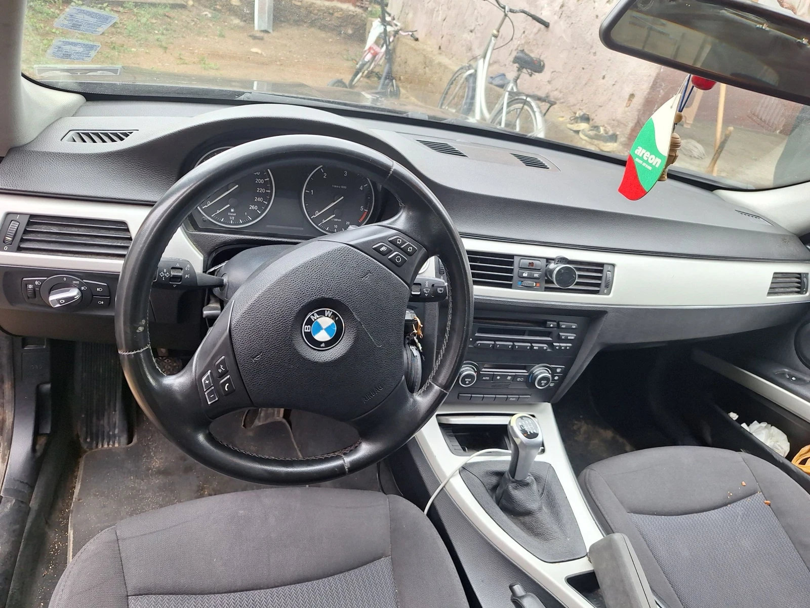 BMW 320