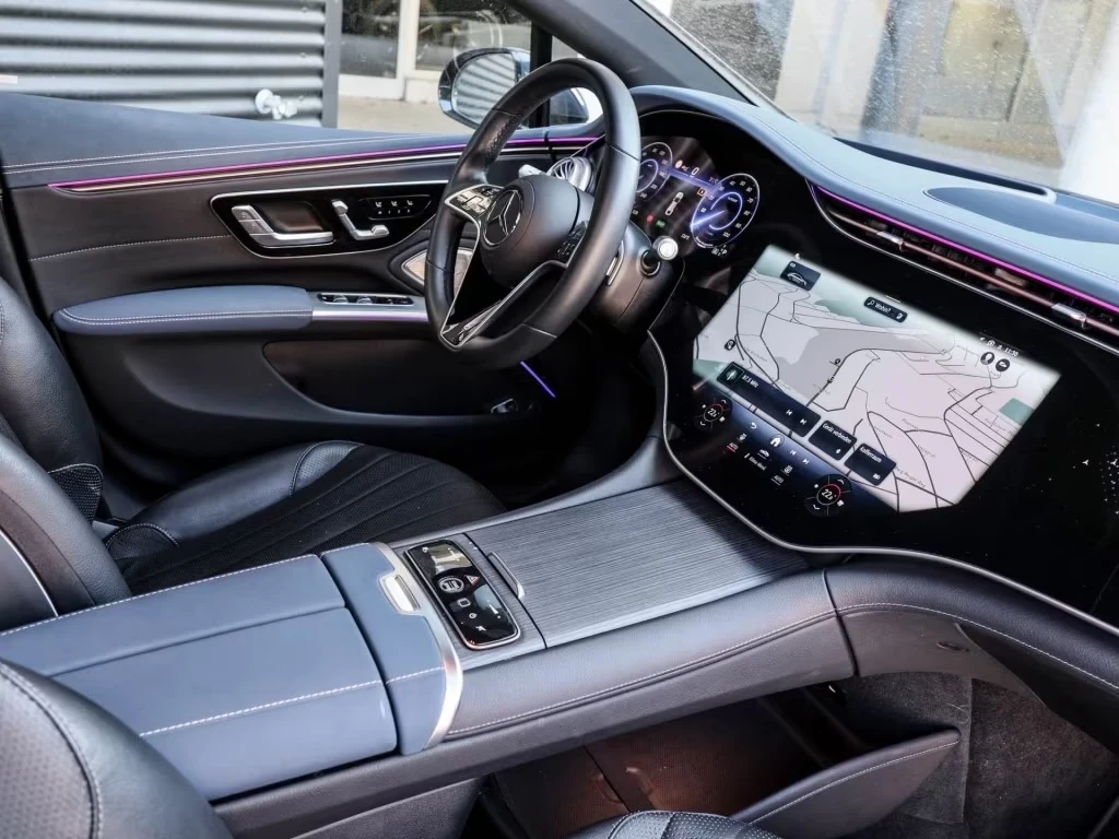 Mercedes-Benz EQS 450 4M AMG HyperScrn HUD AIR PANO Massage 360 W/P, снимка 4 - Автомобили и джипове - 55385315