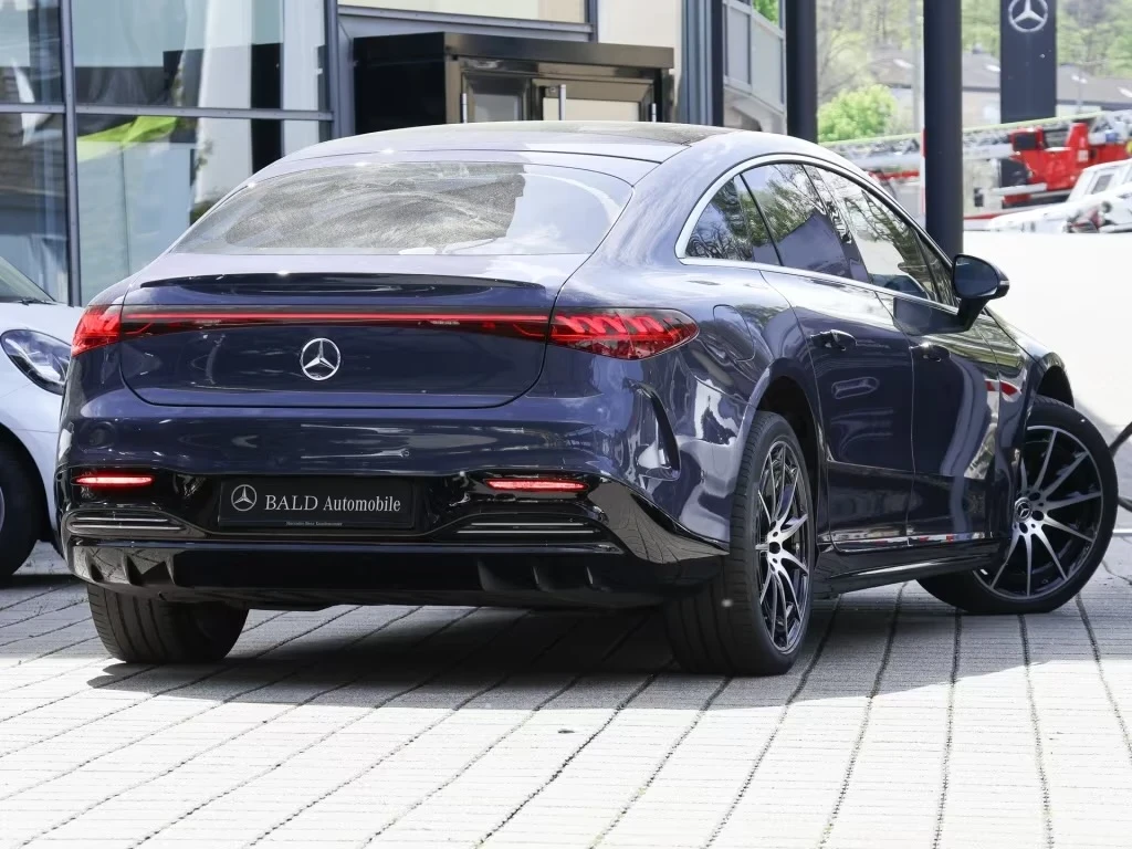 Mercedes-Benz EQS 450 4M AMG HyperScrn HUD AIR PANO Massage 360 W/P, снимка 2 - Автомобили и джипове - 55385315