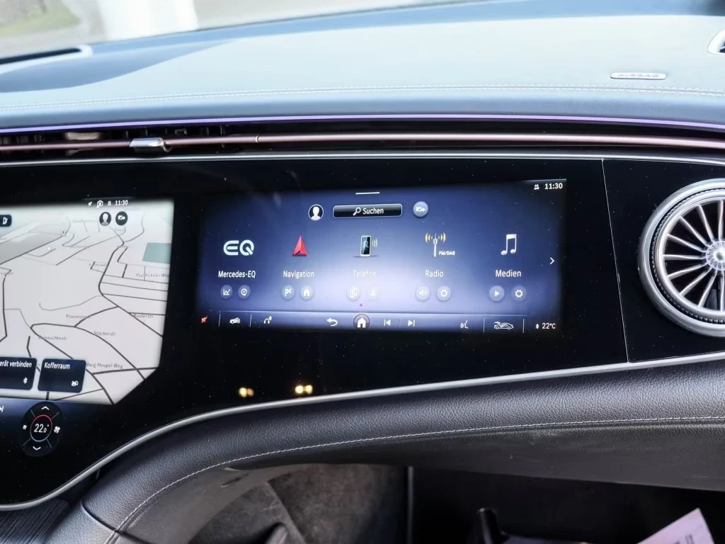 Mercedes-Benz EQS 450 4M AMG HyperScrn HUD AIR PANO Massage 360 W/P, снимка 5 - Автомобили и джипове - 55385315