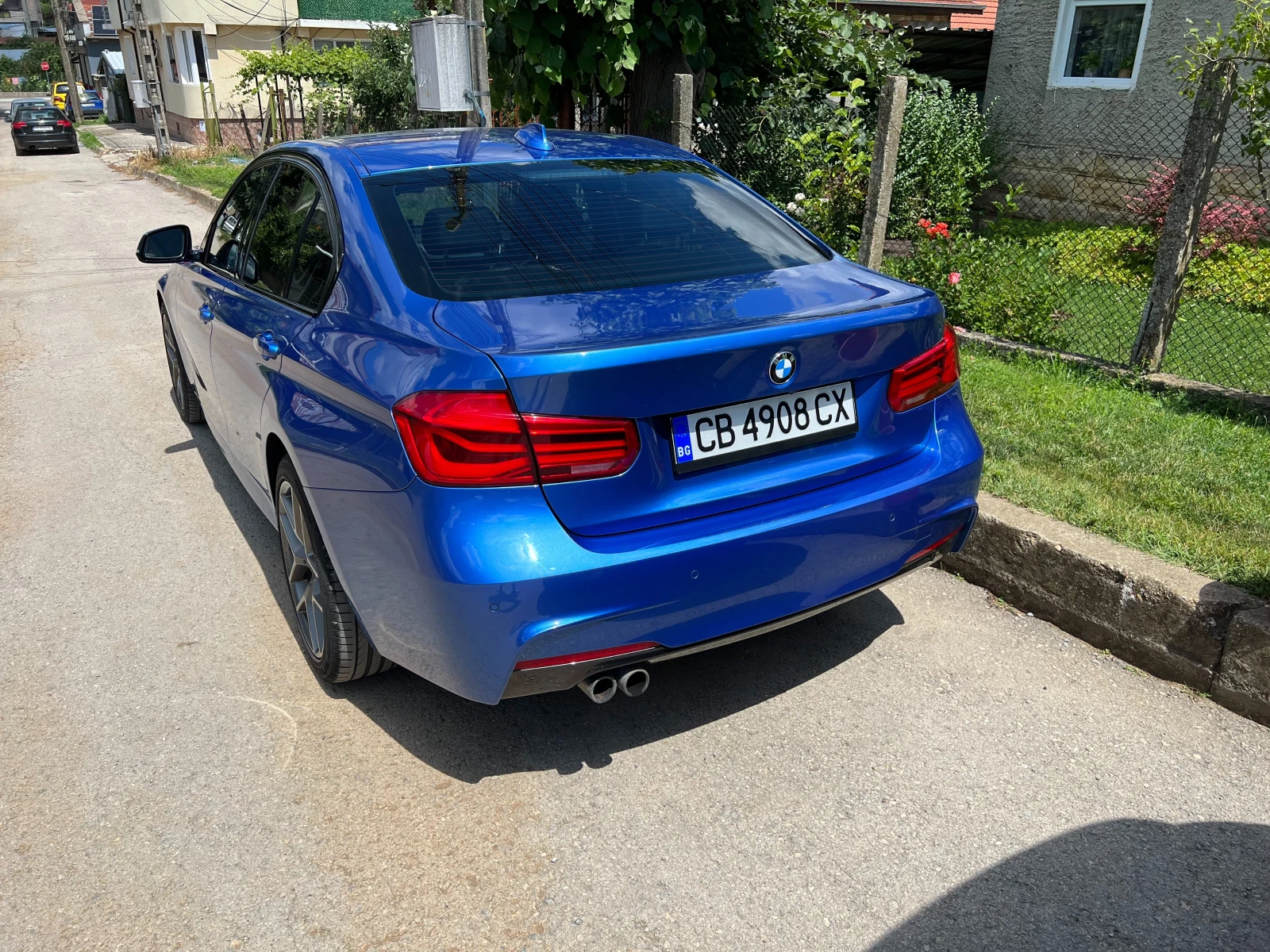 BMW 328 328 LCI, снимка 2 - Автомобили и джипове - 55386936